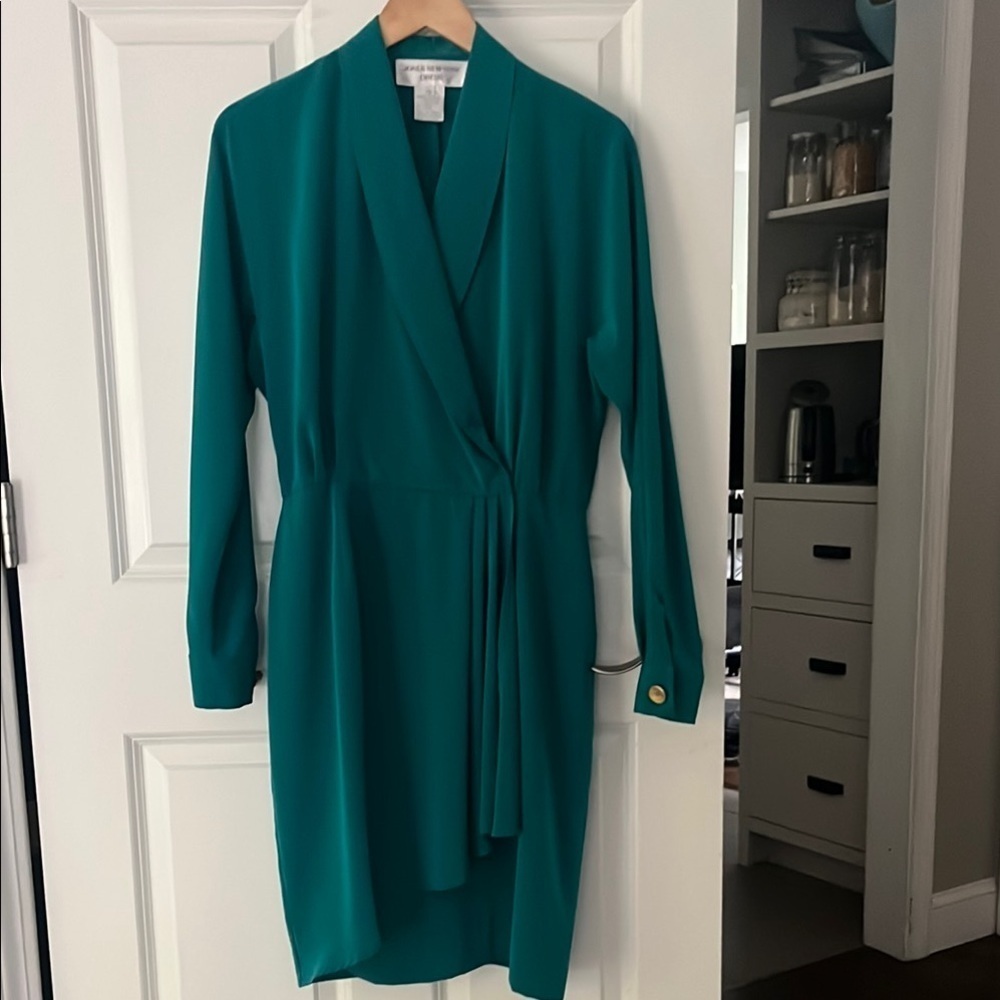 Vintage Jones NY pleated wrap style dress size 10 emerald green